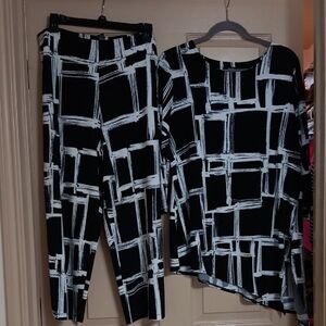 Alfani Black and White Abstract Women's Jumpsuit